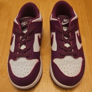 Nike Kids Dunks Low-Top Sneakers in Purple and White
